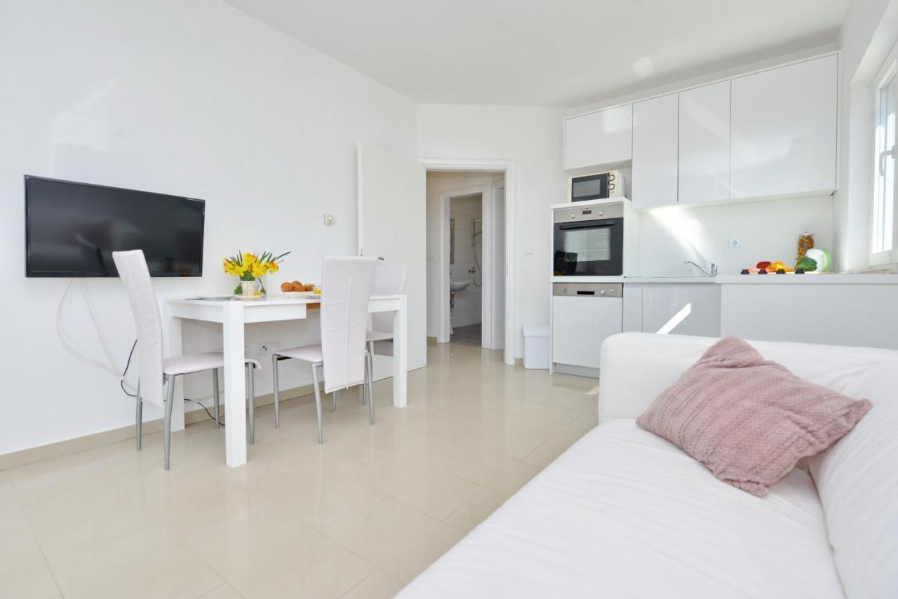 Apartments Verita Пакоштане Экстерьер фото