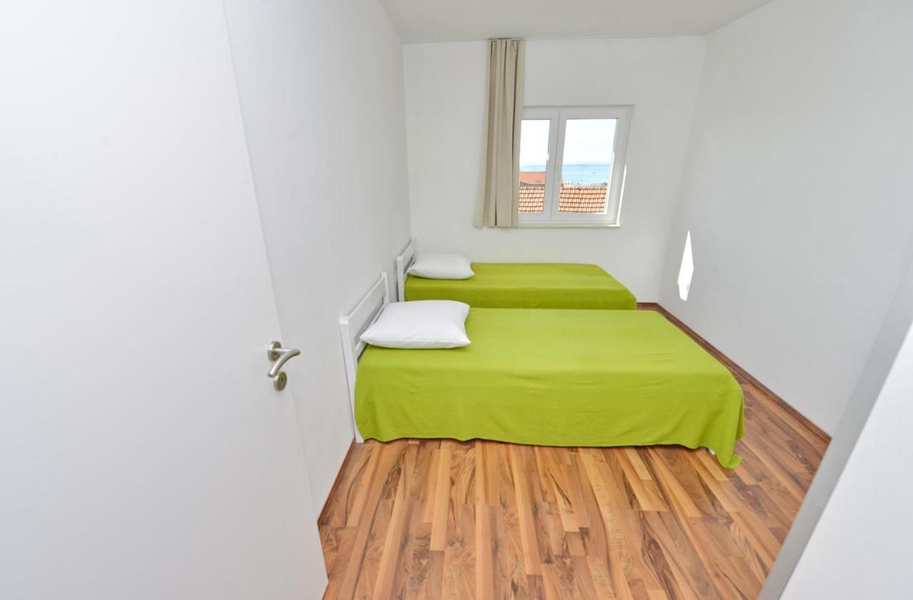 Apartments Verita Пакоштане Экстерьер фото