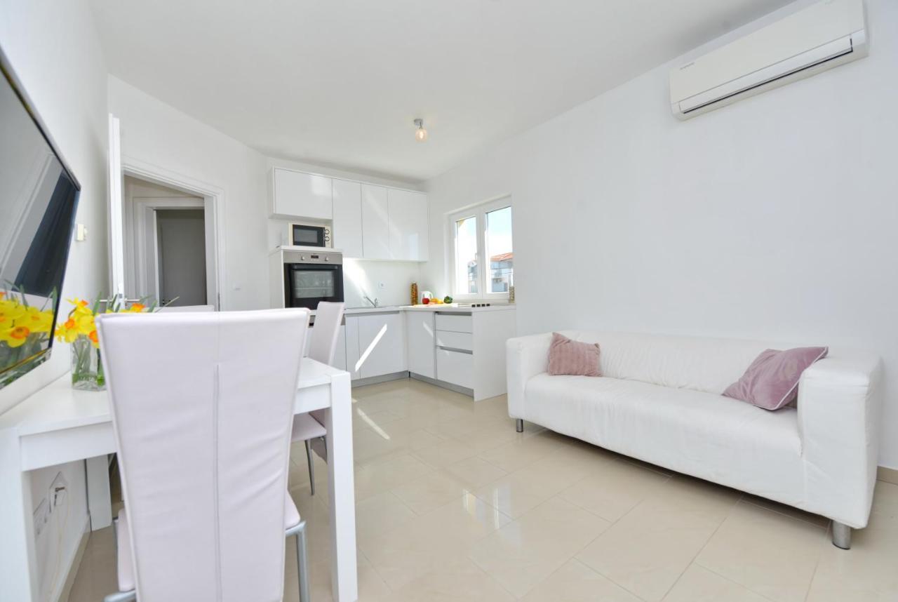 Apartments Verita Пакоштане Экстерьер фото