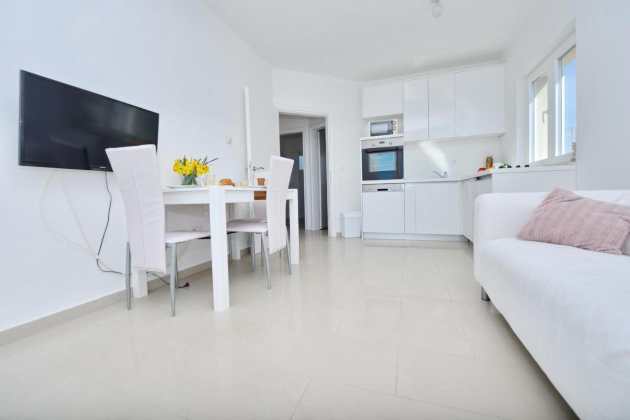Apartments Verita Пакоштане Экстерьер фото