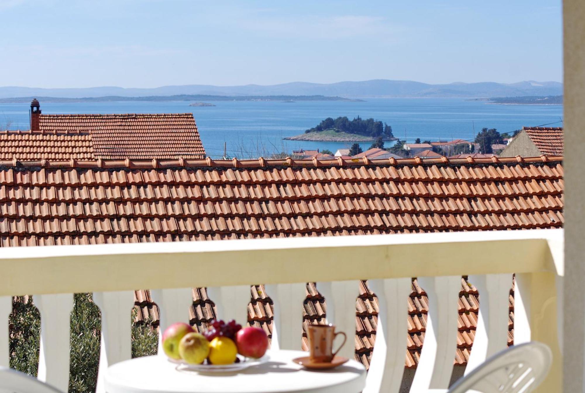 Apartments Verita Пакоштане Экстерьер фото